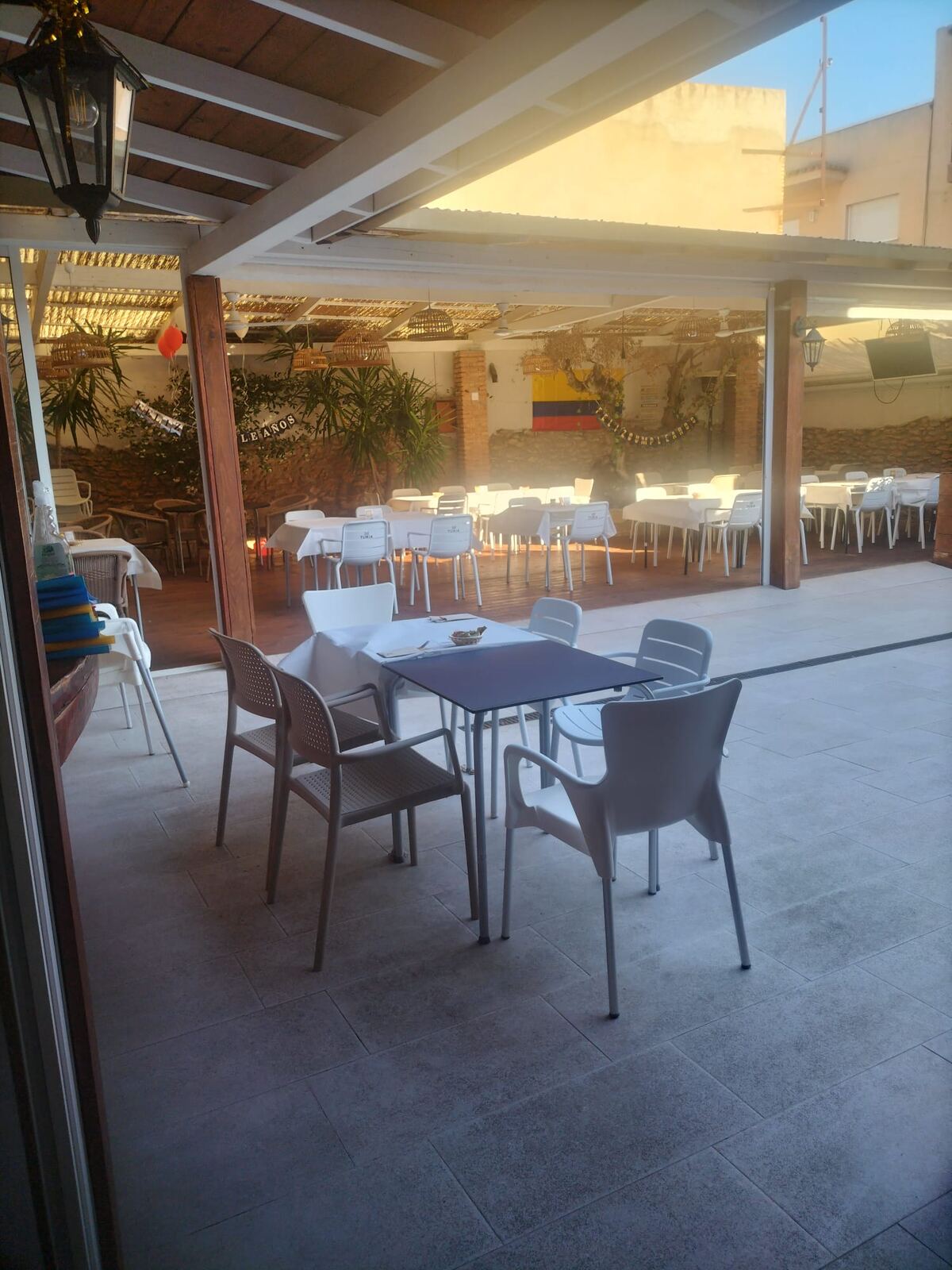 Ambiente del restaurante en Vinaròs 19